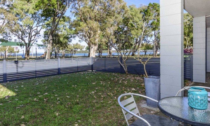 Bongaree Apartment | CHARM AND COMFORT, TOP NOTCH