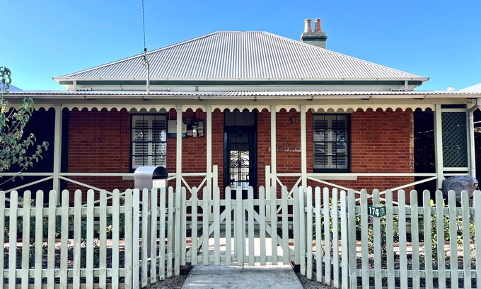 Grafton House | Charm & Heritage Near Grafton’s CBD!
