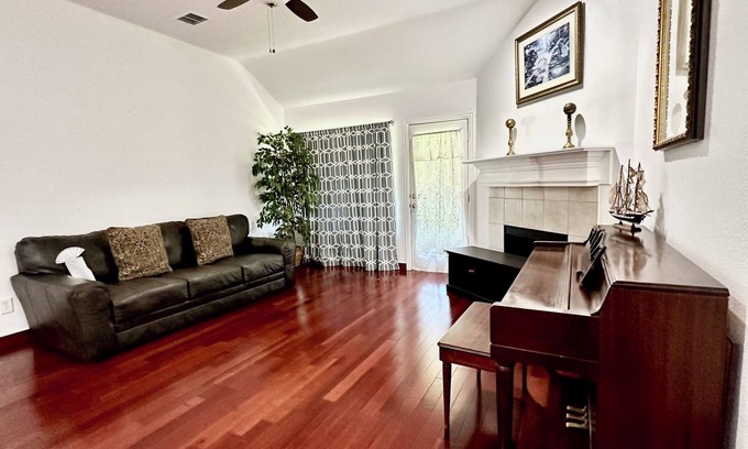 Plano House | Charm house 3 beds in Plano