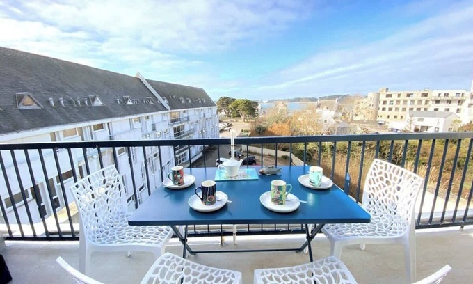 Roscoff Apartment | Charmand Duplex, sea view 50 meters from the beach
