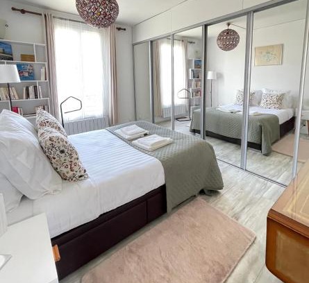 Le Kremlin-Bicetre Apartment | Charmant 2 pièces, Paris Porte d'Italie Métro Lignes 7 et 14, Tramway Ligne T3a