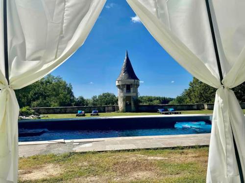 Saint-Cyran-du-Jambot House | Charmant gîte en Berry avec terrasse et bain nordique - FR-1-591-730