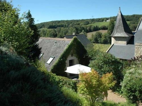 Cravant-les-Coteaux House | Charmant gîte avec piscine privée, terrasse et WiFi près de Chinon - FR-1-381-60