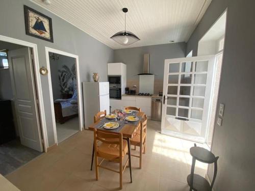 Le Vivier-sur-Mer Apartment | Charmant logement avec 2 véranda