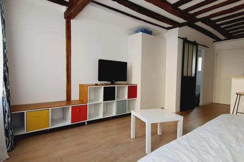 La Ferte-sous-Jouarre Apartment | Charmant studio coup de cœur Disney