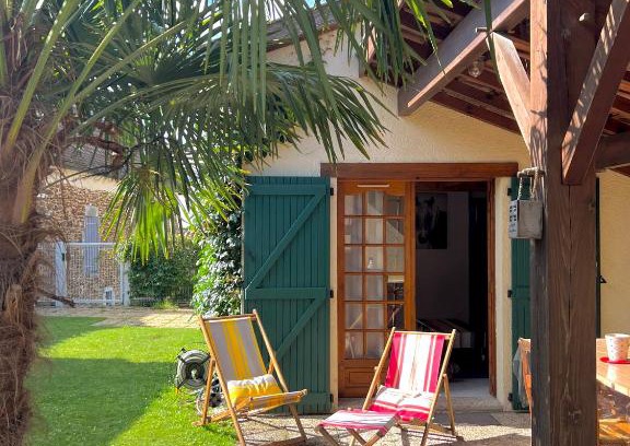 Tilh House | Charmant Studio 25 m² avec mezzanine et piscine