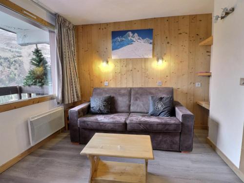 Meribel-Mottaret Apartment | Charmant studio divisible skis aux pieds, 4 pers, proche commerces et remontées, animaux admis - FR-1-182-198