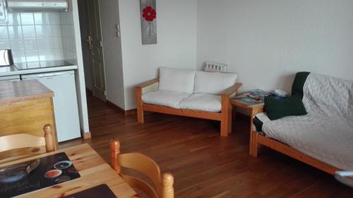 Les Angles Apartment | Charmant T2 avec cabine fermée et terrasse