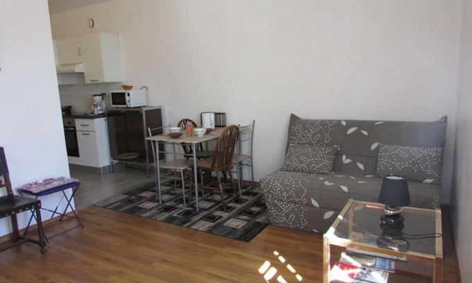 Etel Apartment | Charmant T2 de 50m² à Étel, à deux pas du port et des plages - FR-1-479-89