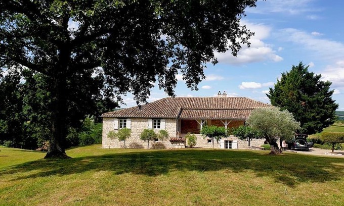 Sainte-Juliette House | Charmante Bastide quercynoise atypique en pierre