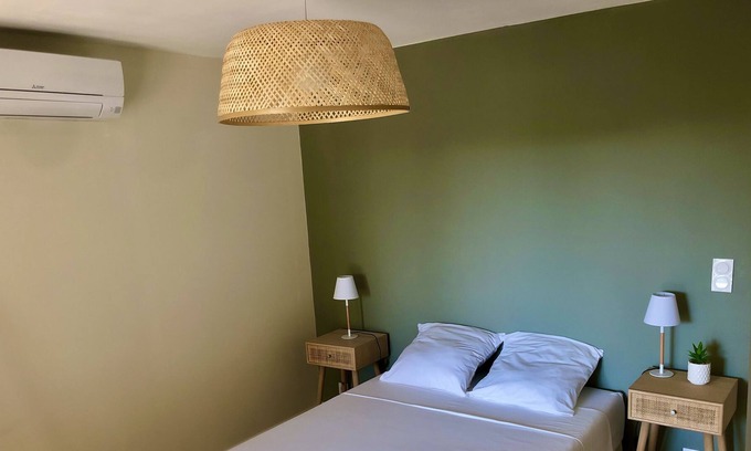 Puechabon Bed & Breakfast | Charmante Chambre D'hôte en Pleine Nature Avec Piscine