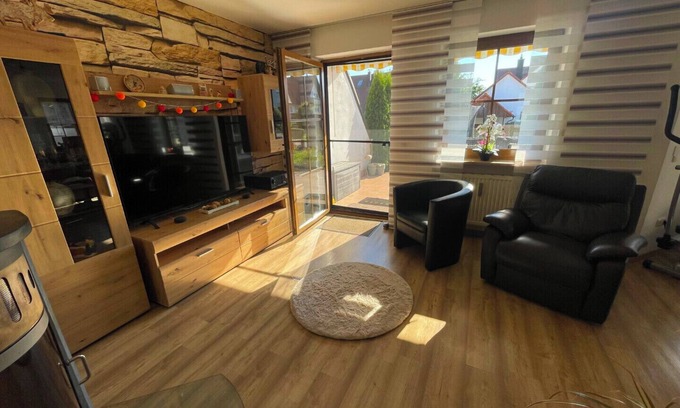 Fischach House | Charmante Doppelhaushälfte mit privater Sauna in ruhiger Lage