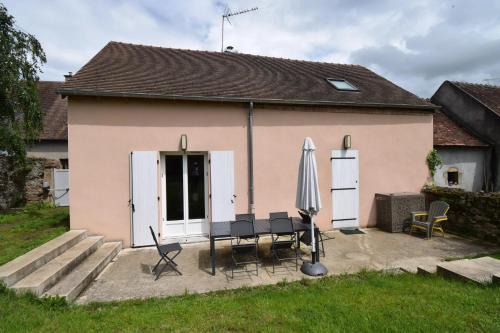 Souvigny House | Charmante maison à Souvigny avec jacuzzi