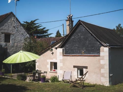 Athee-sur-Cher House | Charmante maison proche Châteaux de la Loire, jardin privé, parfait pour couples et familles - FR-1-381-371