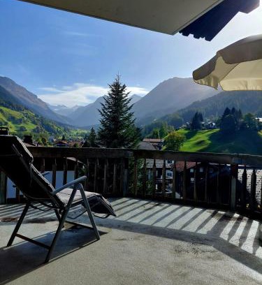Klosters-Serneus Apartment | Charmante Wohnung im Dorfkern