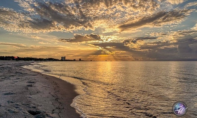 Pascagoula House | Charmer! Beach Park Getaway Comfy Nightly Tourist-Home PlentyAmenities 2Queen