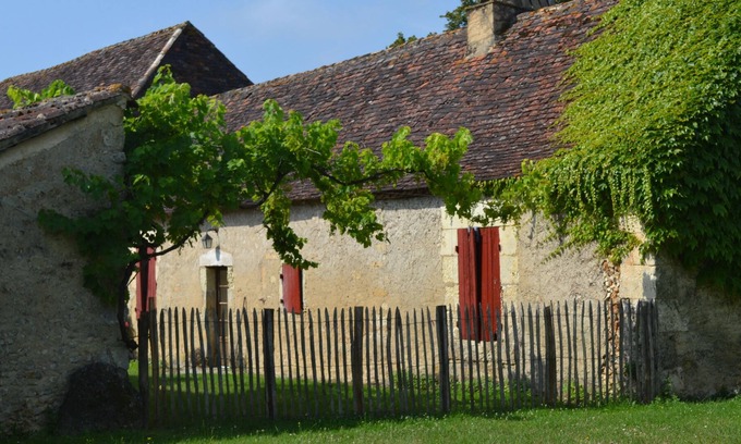 Saint-Felix-de-Villadeix House | Charming périgourdine, PRIVATIVE swimming pool, dog ok, Domaine de Lavernelle 200 hec.