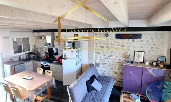 Saint Laurent de la Pree House | Charming stone house