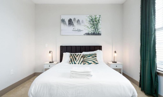 Zionsville Apartment | Charming 1-BD Retreat Tranquil Zionsville