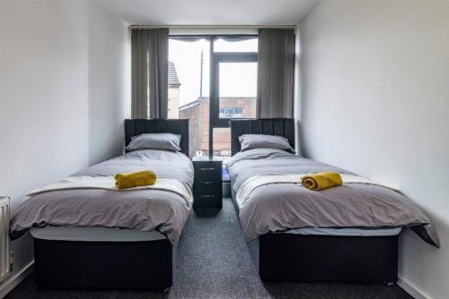 Eastwood Apartment | Charming 1-bed Flat in Eastwood