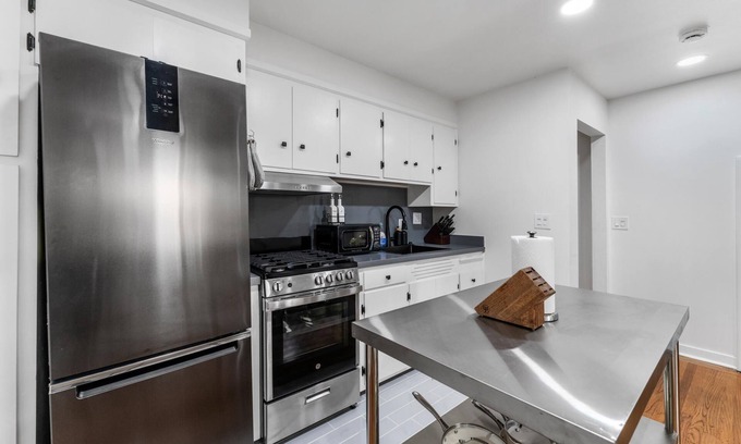 Cow Hollow House | Charming 1-bedroom house with AC and WiFi in superb San Francisco