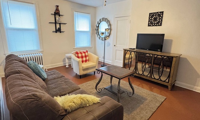 Park View Apartment | Charming 1-bedroom apartment close to metro