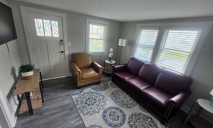 Sandusky Apartment | Charming 1-bedroom apartment in wonderful Sandusky with WiFi, AC
