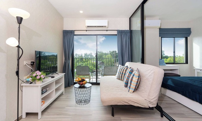 Sa Khu Apartment | Charming 1-bedroom apartment in Nai Yang with fitness room and WiFi