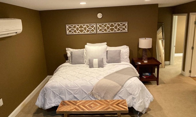 Lowertown Arts District Apartment | Charming 1-bedroom apartment with WiFi and AC in welcoming downtown Paducah