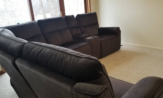 Elma Apartment | Charming 1-bedroom apartment in peaceful Elma with WiFi, AC