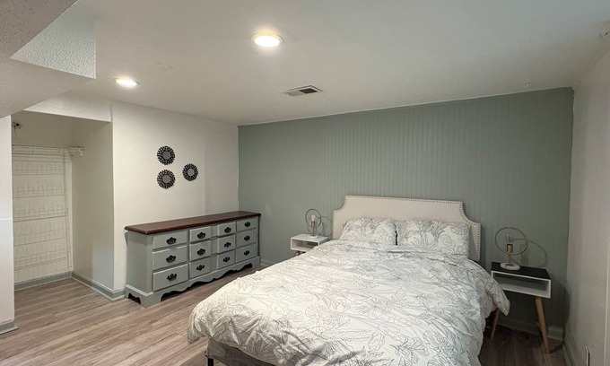 Norcross Bed & Breakfast | Charming 1-bedroom Bed and Breakfast with WiFi and AC in lovely Norcross