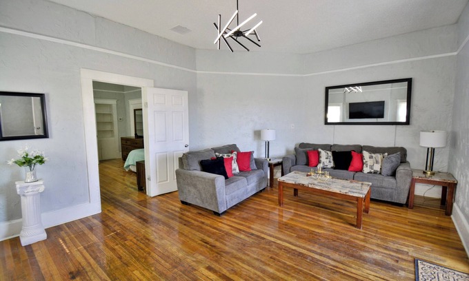 El Paso House | Charming 1-bedroom house Located Near Sierra Providence