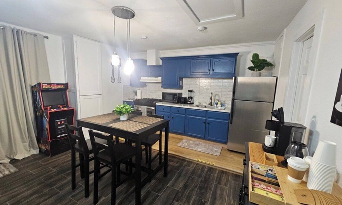 Pflugerville Apartment | Charming 1-bedroom apartment with WiFi and AC in lovely Pflugerville.