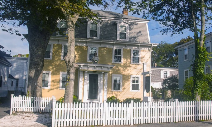Commercial Street Condo | Charming 1-bedroom condo in East End of Provincetown with parking.