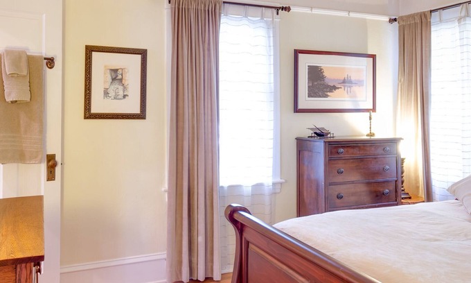 Whiteaker House | Charming 1914 Craftsman by CosiDesign