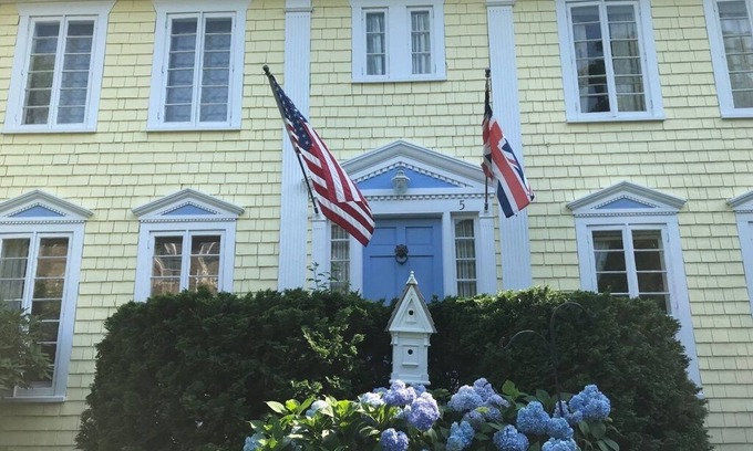 Top of the Hill House | Charming 1919 Newport RI Townhouse