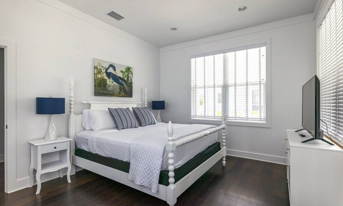 Lake Alfred Cottage | Charming 1BR/1BA Duplex in Lake Alfred