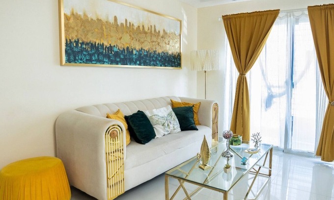 Prado Oriental House | Charming 2-bedroom building in Tranquil Santo Domingo Este with AC