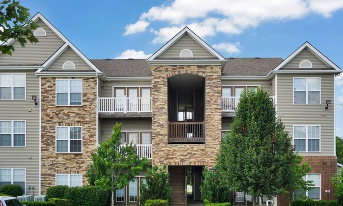 Lexington Apartment | Charming 2-Bed, 2-Bath Apartment