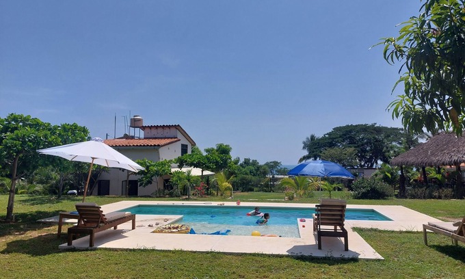 Emiliano Zapata Cottage | Charming 2-bedroom cottage with WiFi, AC in awesome Puerto Escondido