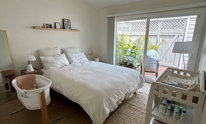 Westside Costa Mesa Condo | Charming 2-bedroom condo in Newport Beach with Wi-Fi