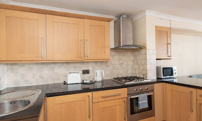 Castle Baynard Apartment | Charming 2-bedroom 2 bathroom apartment in fabulous London