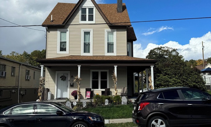 Ingram Apartment | Charming 2-bedroom apartment