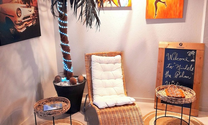 Vila do Conde Apartment | Charming 2-bedroom Apartment with AC, WiFi 100 Meter from beach in Mindelo