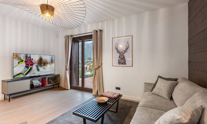 Demi-Quartier Apartment | Charming 2-Bedroom Apartment Near Ski Lifts in Megève