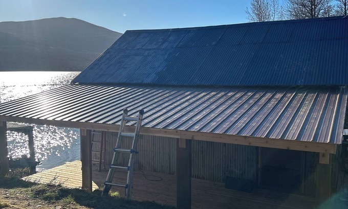 Larsen Bay Cabin | Charming 2-bedroom cabin in Larsen Bay with WiFi