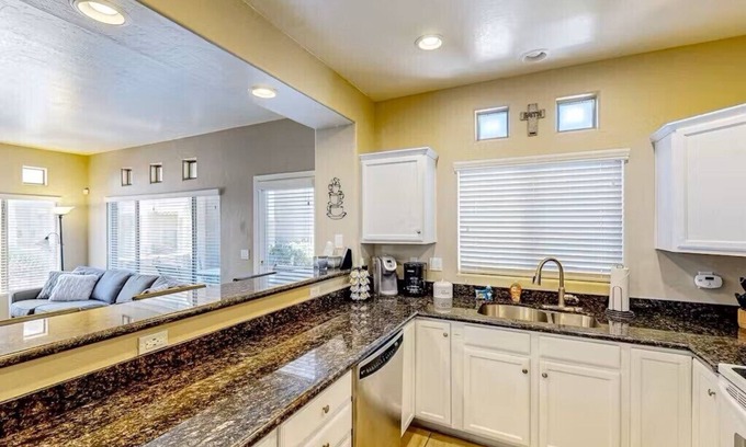 Rancho Vistoso Condo | Charming 2-bedroom condo with AC, WiFi in serene Oro Valley