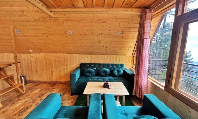 Jibhi Cottage | Charming 2-bedroom cottage in brilliant Jibhi with WiFi