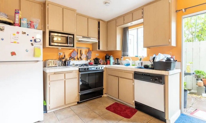 University Heights House | Charming 2-bedroom FURNISHED artsy townhome near Balboa Park and Beaches