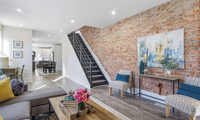 Wilmington House | Charming 2-bedroom house with WiFi, AC in marvelous Wilmington